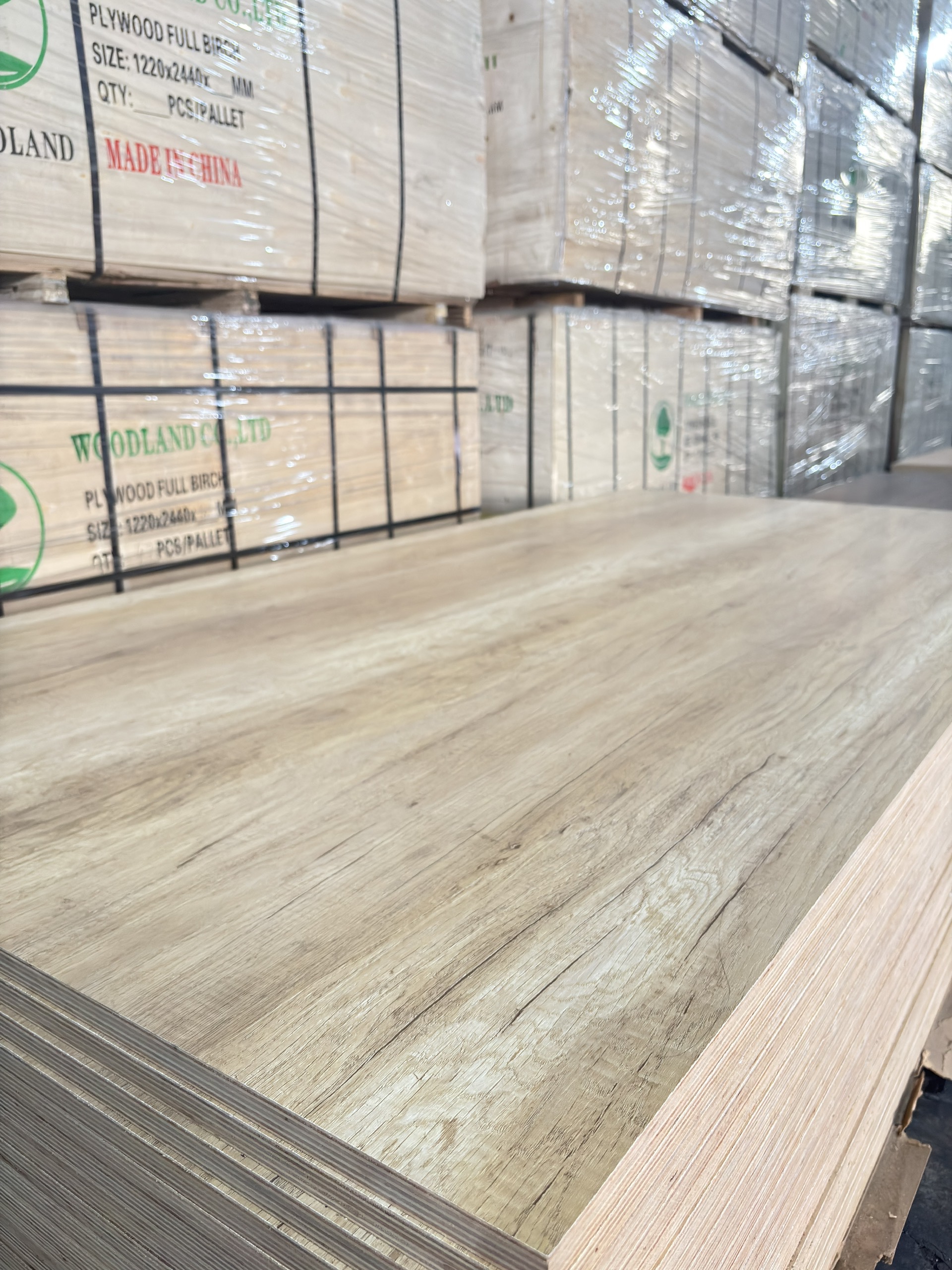 Plywood Melamine - WL814EV - Grain Oak 5